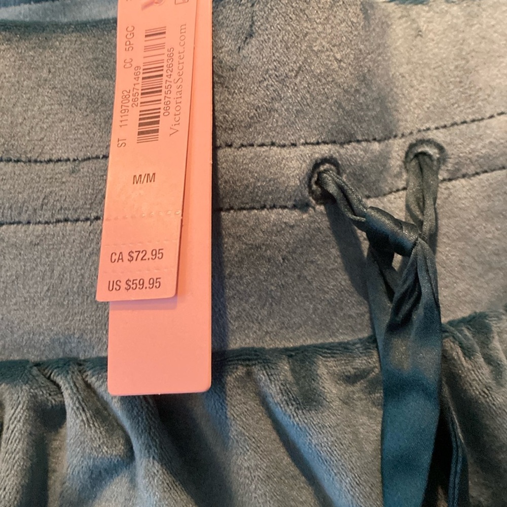 New vs pants